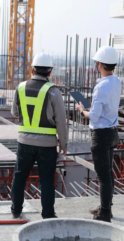 ¿Por qué es crucial contar con peritos en el cálculo de perjuicios por incumplimientos en obras?